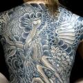 Japanische Rücken Drachen tattoo von Horiyasu Tattoo