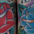 New School Fuß Blumen tattoo von Inkrat Tattoo