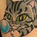 Schulter Fantasie Katzen tattoo von M Crow Tattoo