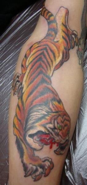 Tatuaje Brazo Japoneses Tigre por Shimokita Ink