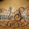 tatuaje Letras Espalda Fuentes por South Dragon Tattoo