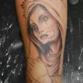 Arm Religiös tattoo von Hell Tattoo
