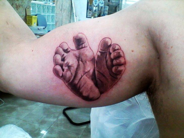 Arm Realistic Foot Tattoo by Leds Tattoo