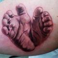 Arm Realistische Fuß tattoo von Leds Tattoo