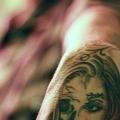 Mexikanischer Totenkopf Hand tattoo von Tattoo Loyalty