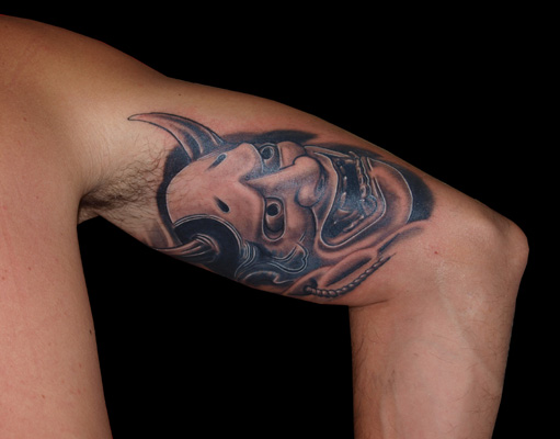 Tatuaje Brazo Japoneses Demonio por Nico Tattoo Crew