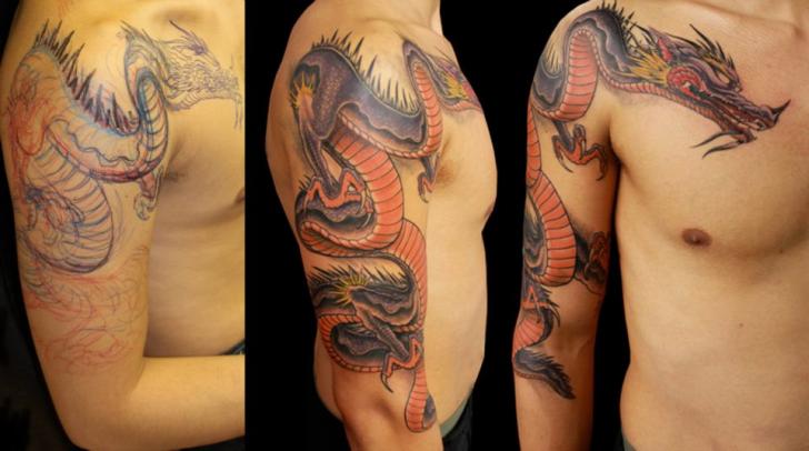 Tatouage Japonais Dragon par Nico Tattoo Crew