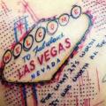 Schulter Las Vegas tattoo von Sake Tattoo Crew