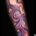 Arm Oktopus tattoo von Baltic Tattoo