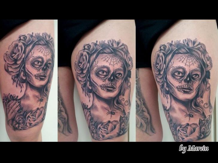 Tatouage Jambe Crâne Mexicain par Baltic Tattoo