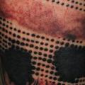 Totenkopf Dotwork tattoo von Medusa Tattoo