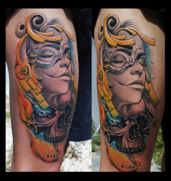 Tatuaje Fantasy Mujer Muslo por Medusa Tattoo