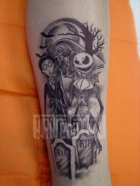 Arm Fantasie Tim Burton Tattoo von Prive Tattoo