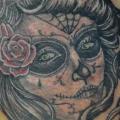 tatuaje Cráneo mexicano por Upstream Tattoo