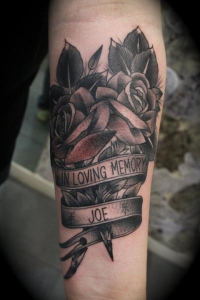 Tatuaggio Old School Fiore Rose di All Star Ink Tattoos