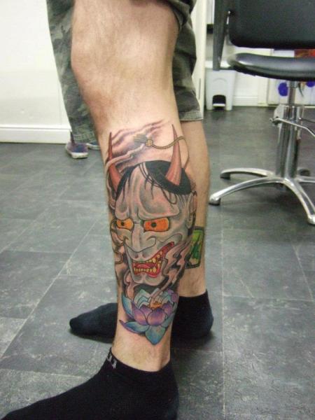 Tatuaż Łydka Japoński Demon przez Tattoo Zoo