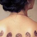 tatuaje Espalda Luna por Rainfire Tattoo