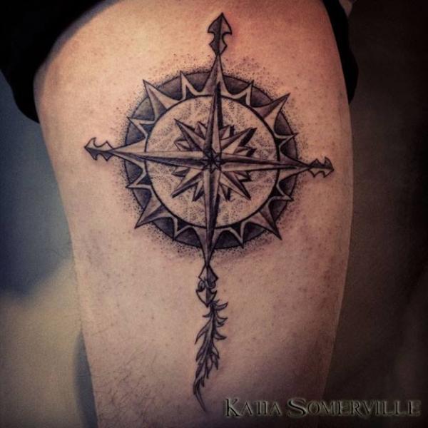 Tatuaż Kompas Udo przez Rainfire Tattoo