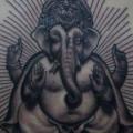 tatuaje Espalda Religioso Ganesh por Blood for Blood Tattoo