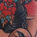 tatuaje Old School Mujer por Burnout Ink