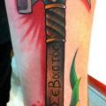 Arm Old School Hammer tattoo von Carnivale Tattoo