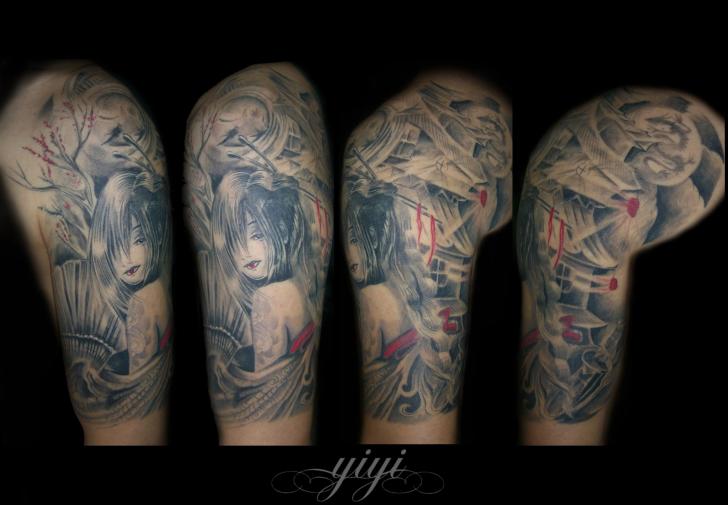 Tatuaggio Spalla Giapponesi Geisha di Inkfierno Tattoo