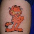 tatuaje Brazo Fantasy Garfield por Blue Tattoo