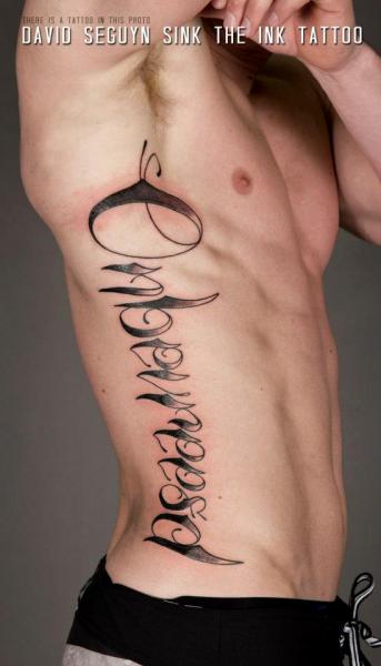Tatuaje Lado Letras Fuentes por Sink The Ink
