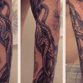 Arm Dotwork Oktopus tattoo von Gregorio Marangoni