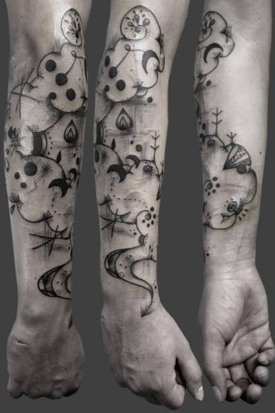 Tatuaje Brazo Dotwork Nube por Black Ink Power