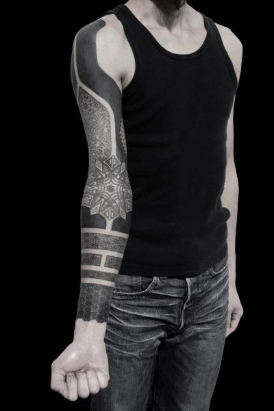 Arm Dotwork Sleeve Tattoo von Black Ink Power