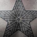 Brust Stern Dotwork tattoo von Black Ink Power