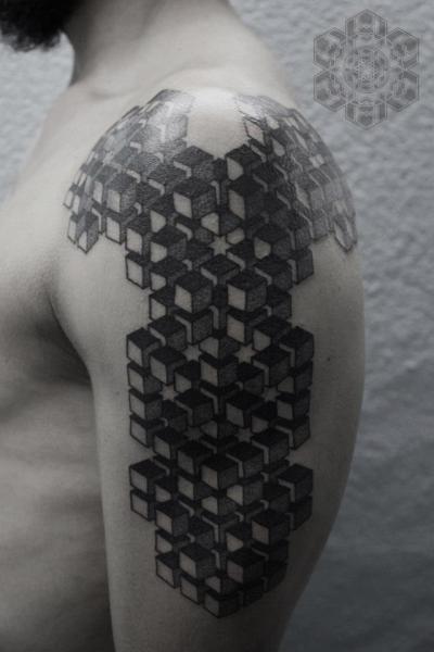 Schulter Dotwork Tattoo von Black Ink Power