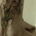 tatuaggio Piede Dotwork Albero di Black Ink Power