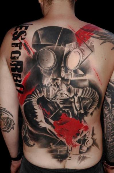Tatuaggio Schiena Trash Polka Soldato di Buena Vista Tattoo Club