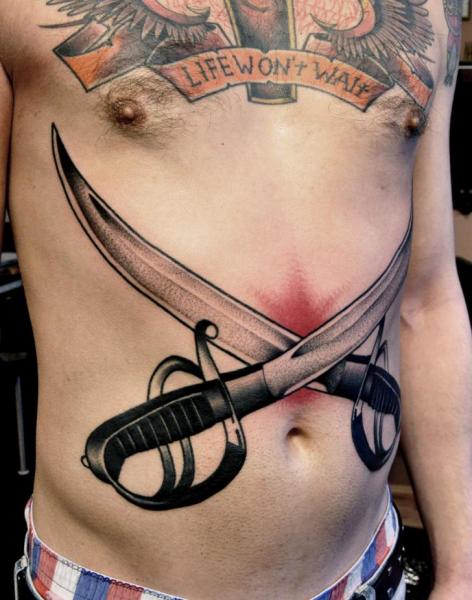 Tatuaje Vientre Dotwork Espada por Raw Tattoo