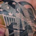 tatuaje Pecho Ciudad por Raw Tattoo