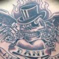 Totenkopf Rücken Flügel tattoo von Blood Line Tattoos
