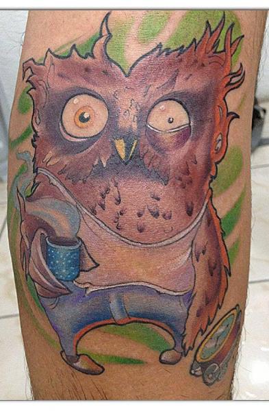 Tatouage Fantaisie Hibou Personnage par Bonic Cadaver