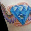 Fantasie Flügel Oberschenkel Diamant tattoo von Bonic Cadaver