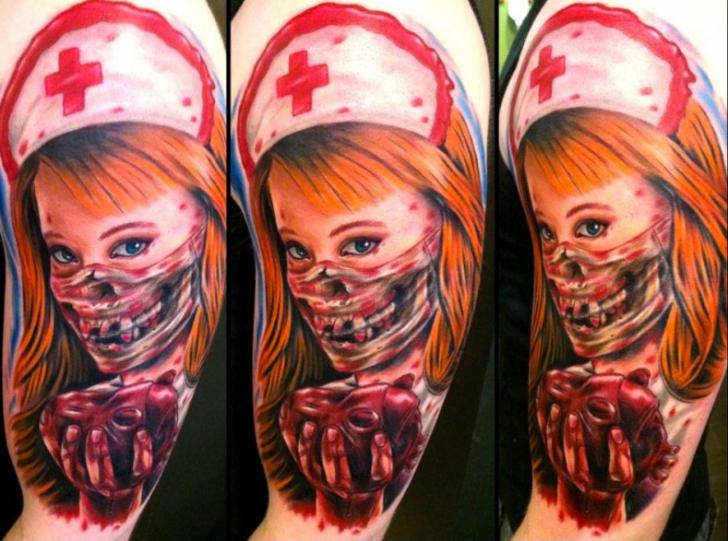 Tatuaje Brazo Fantasy Enfermera por Art Line Tattoo