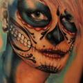 tatuaje Brazo Cráneo mexicano por Art Line Tattoo