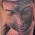 tatuaje Brazo Buda Religioso por Chrischi77