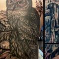 Rücken Eulen Landschaft tattoo von Tin Tin Tattoos