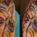 Shoulder Realistic Cat tattoo by Grimmy 3D Tattoo