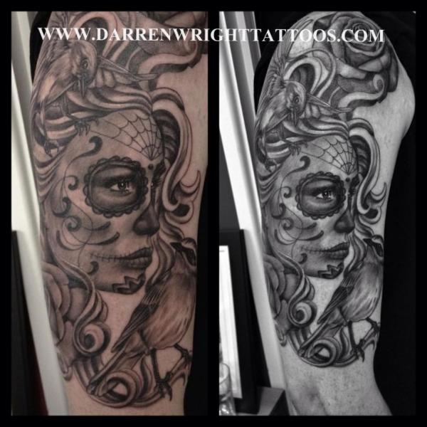 Schulter Mexikanischer Totenkopf Tattoo von Darren Wright Tattoos