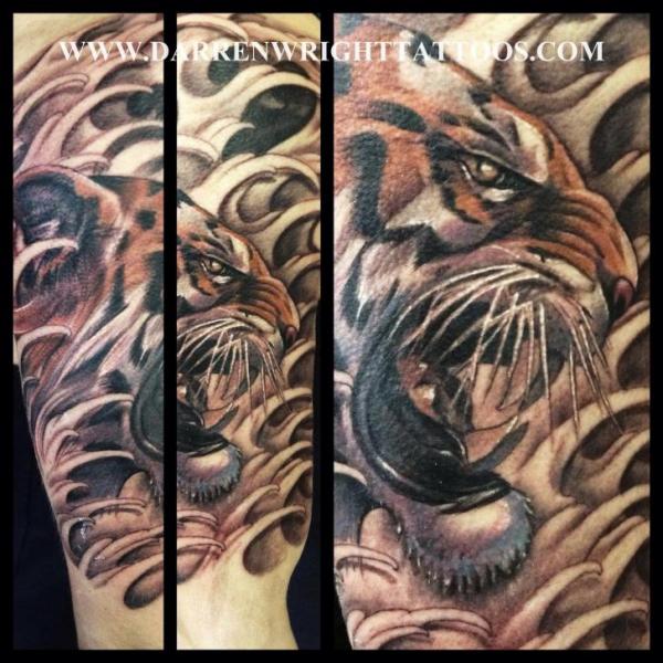 Tatuaje Realista Tigre por Darren Wright Tattoos