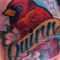 tatuaje Letras Cuello Pájaro por Archive Tattoo
