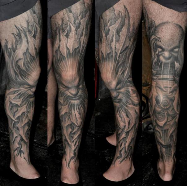 Tatuaggio Fantasy Gamba Demoni di Dark Images Tattoo