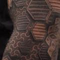 ドットワーク 抽象 タトゥー よって Nemesis Tattoo